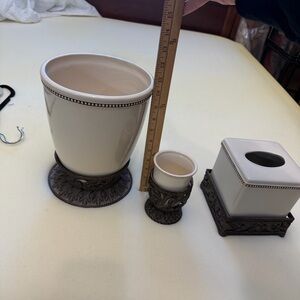 3-pc bathroom accessory set Ceramic & Metal Trash can, Tissue box and toothbrush